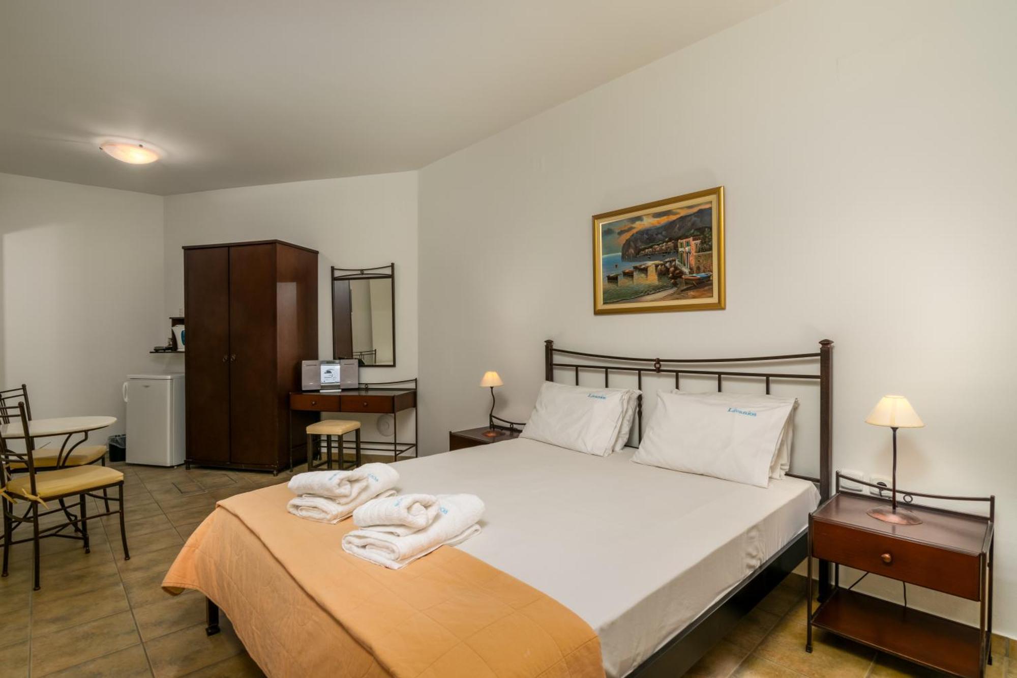 Livanios Studios Adámas Extérieur photo